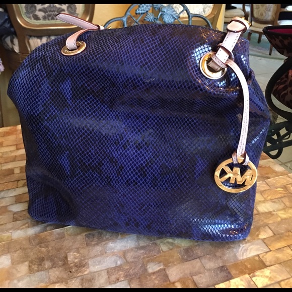 MICHAEL Michael Kors Handbags - Trade with azromero45 only