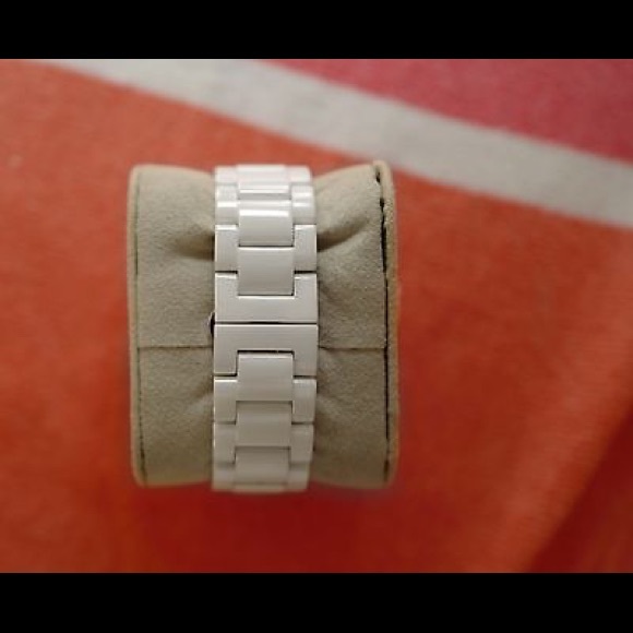 Fossil White Ceramic Crystals Chronograph