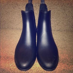Black Chelsea Rain Boots