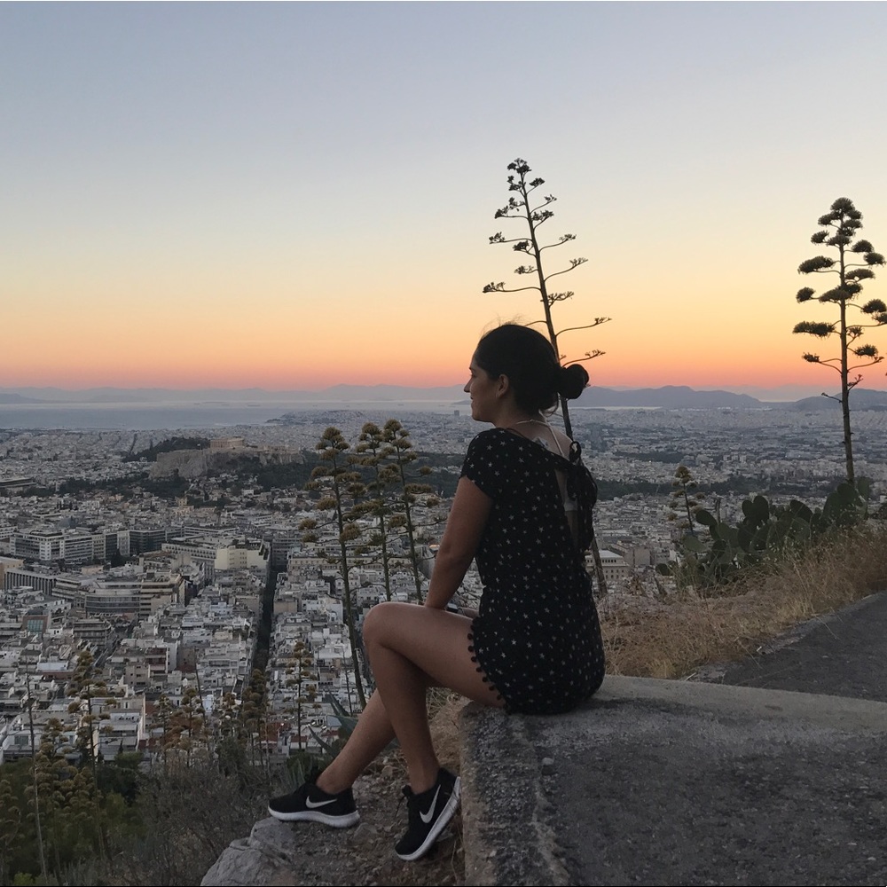 Meet your Posher, Romina
