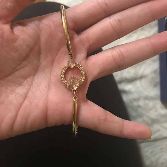 Swarovski gold bracelet with crystal - Picture 2 of 2
