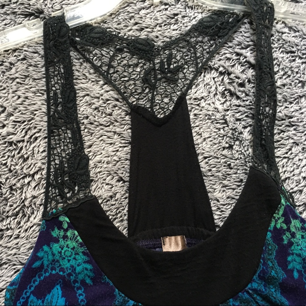 Lush Racerback tank top - Picture 3 of 4