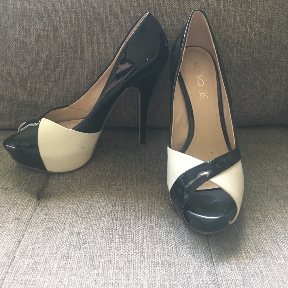 Aldo patent leather pumps