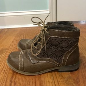 Xoxo brown combat boots