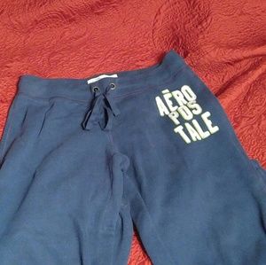 Aeropostal Capri pants.