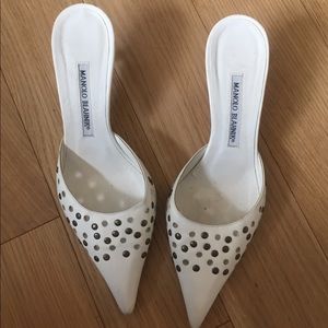 White vintage Manolo Blahnik pointed toe heels