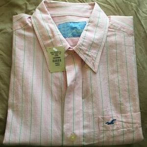 NWT. Men's Hollister brand long sleeve shirt.