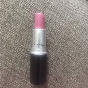 Mac Lipstick "snob"