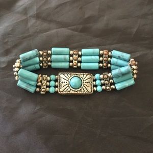 Stretchy bracelet turquoise color