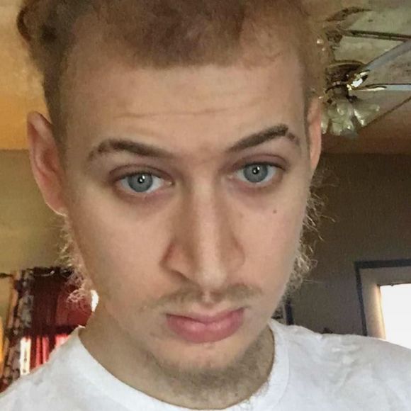 Meet your Posher, Logan - Picture 1 of 1