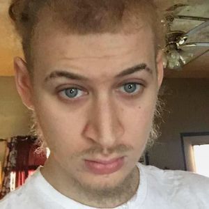 Meet your Posher, Logan