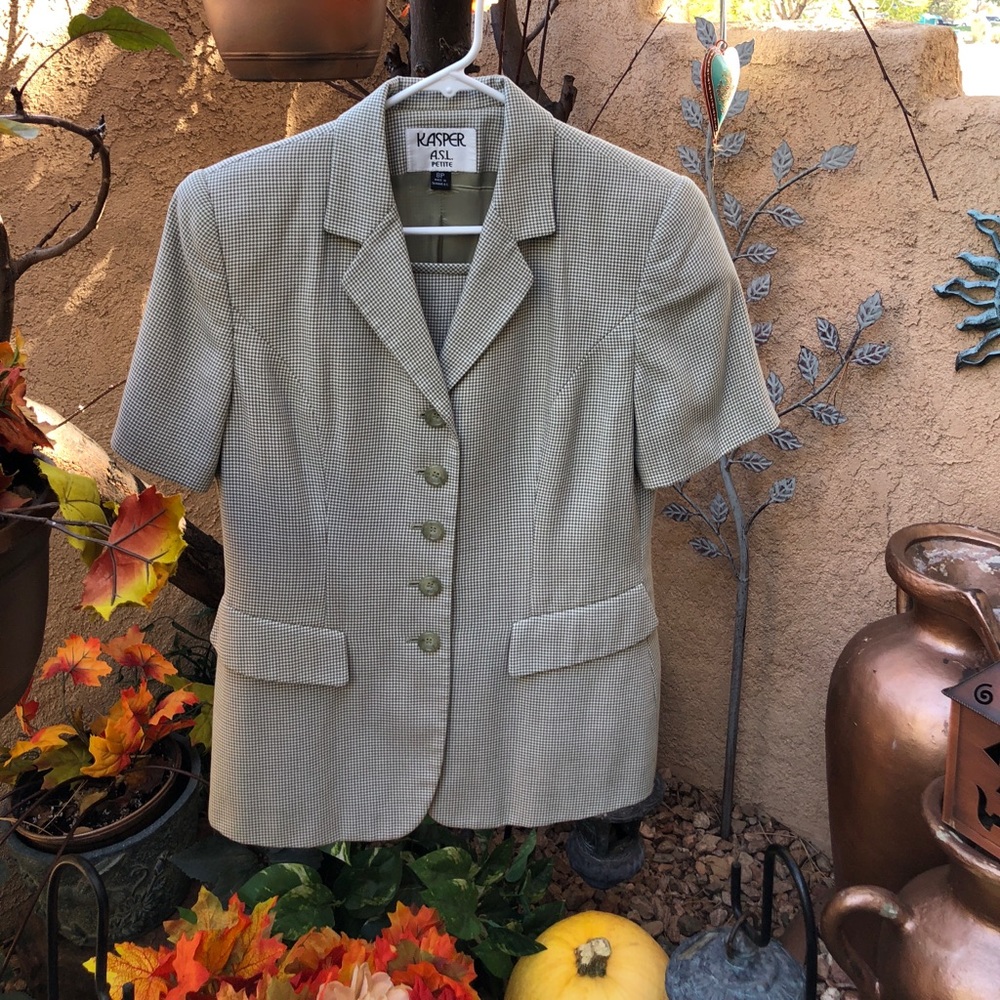 HP🎉Kasper - Skirt and jacket suit 🍁
