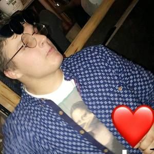 Meet your Posher, Noah