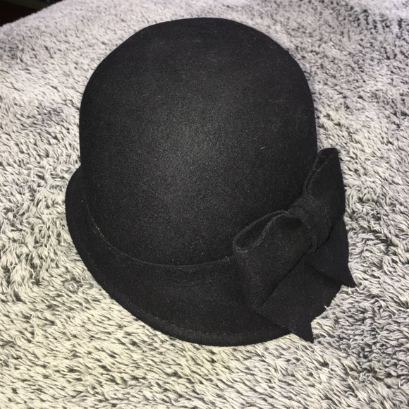 Black Hat - Picture 1 of 3