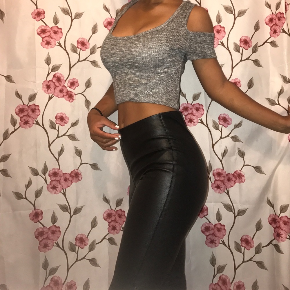 🎱LEATHER PANTS🎱 - Picture 5 of 8