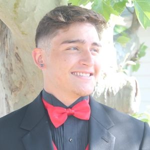 Meet your Posher, Cameron