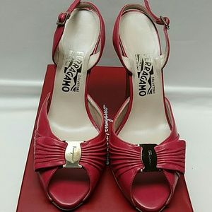 Salvatore Ferragamo Redish/Pink Slingbacks
