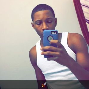 Meet your Posher, Elijah