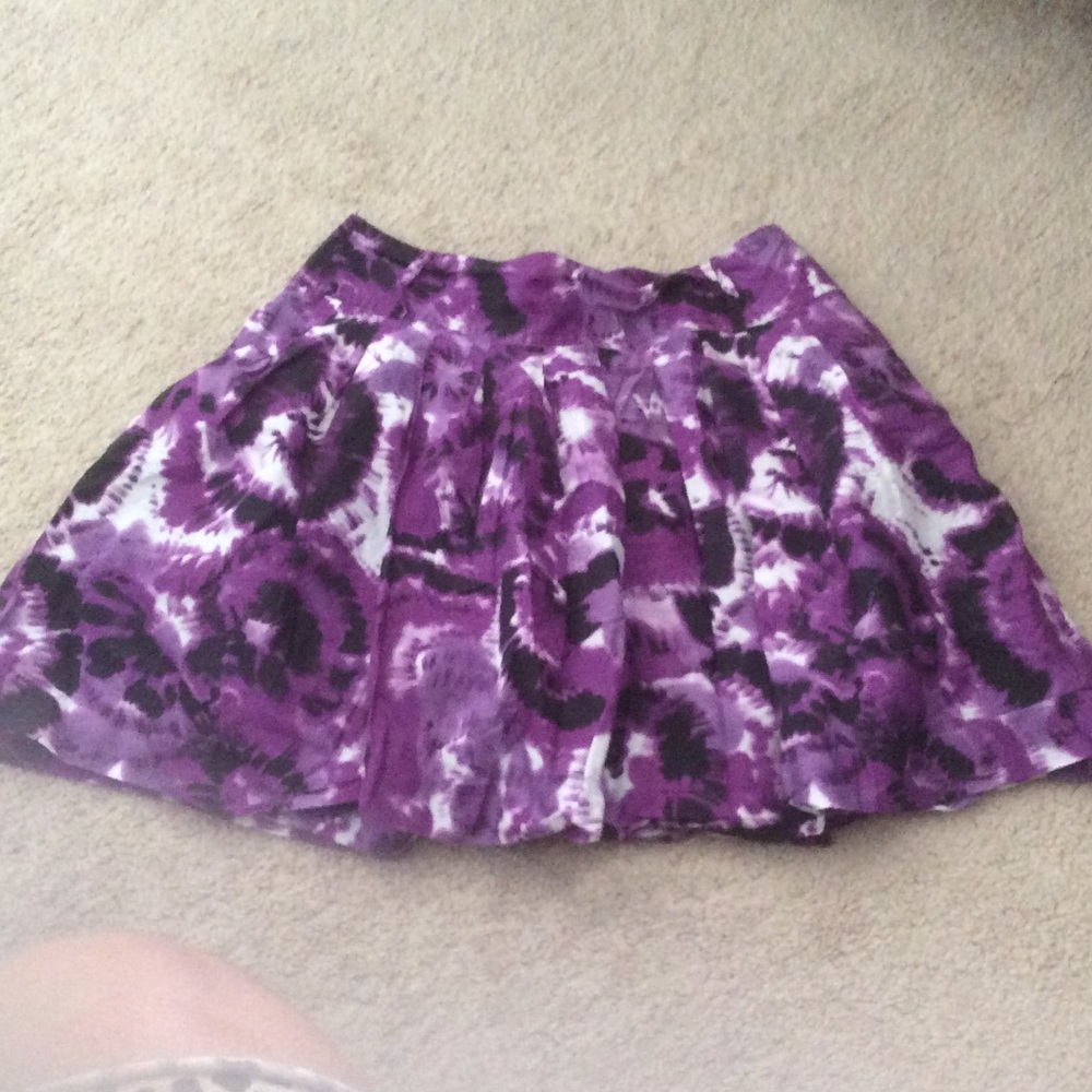 SKIRTS APT.9