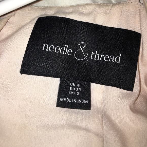 Beautiful dress - Picture 5 of 5