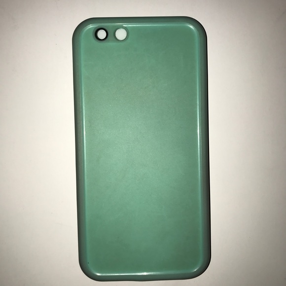 WATERPROOF GOAT CASE - Picture 3 of 3