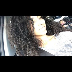 Meet your Posher, Mia