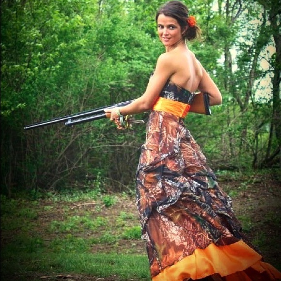 Meet your Posher, Andrea - Picture 4 of 5