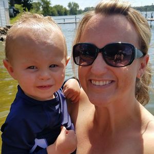 Meet your Posher, Leslie