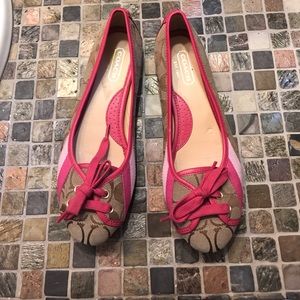 Tan/Pink Coach Flats