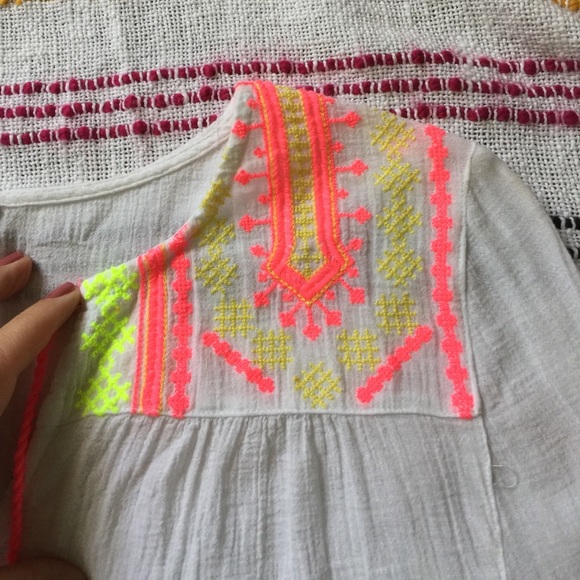 Tunic - Picture 2 of 3