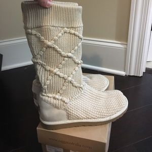 UGG Claaaic Argyle Knit Boots