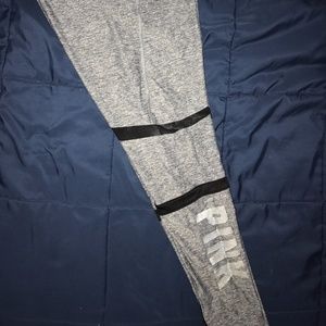 VS PINK Ultimate High Waisted Leggings - large