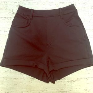 High waist Lululemon shorts. Worn once