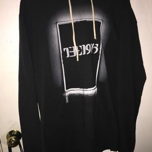 The 1975 hoodie