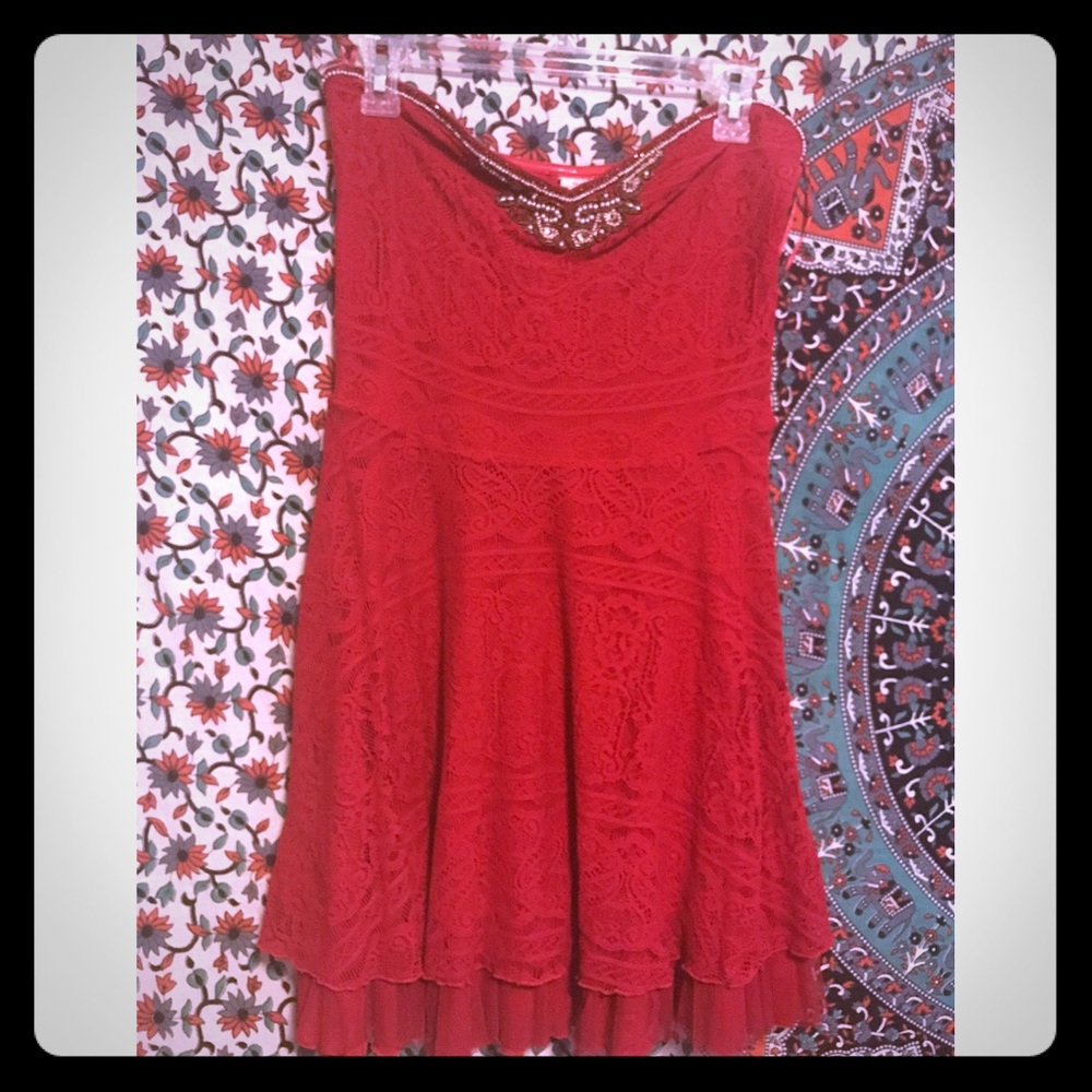 FREE PEOPLE Red lace beaded strapless dress