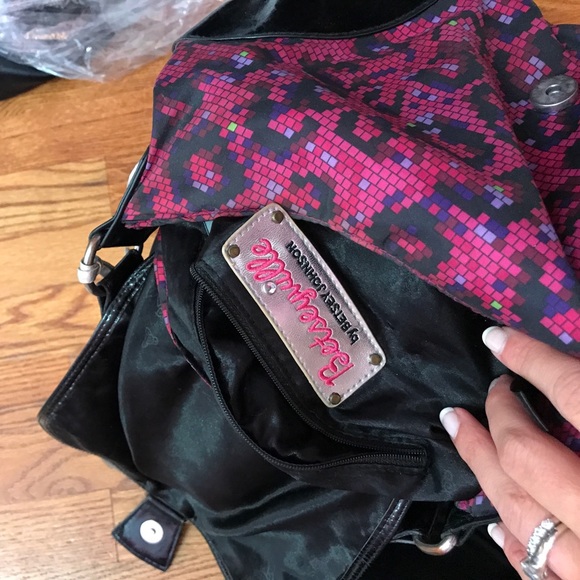 Betsey Johnson Betseyville purse - Picture 2 of 3