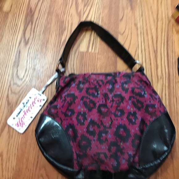 Betsey Johnson Betseyville purse - Picture 3 of 3