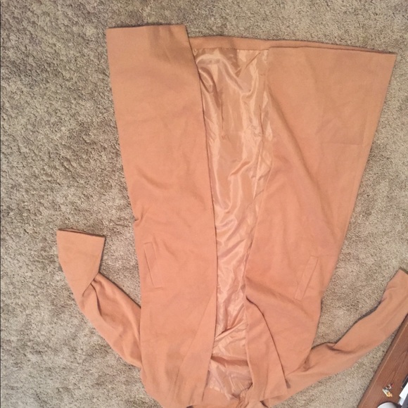 Jacket/ Coat - Picture 1 of 4