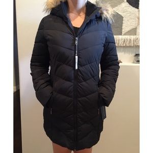 Black Tommy Hilfiger puffer jacket
