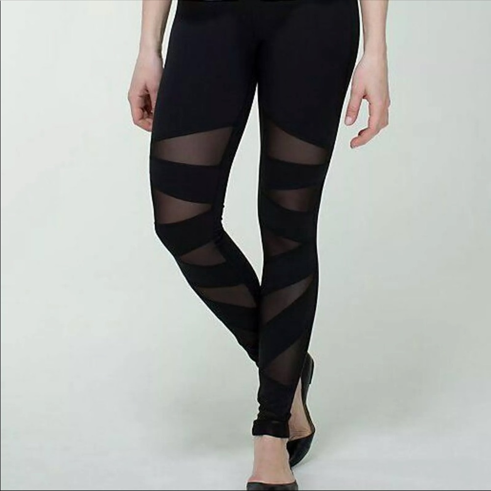 Lululemon Tech Mesh high rise leggings