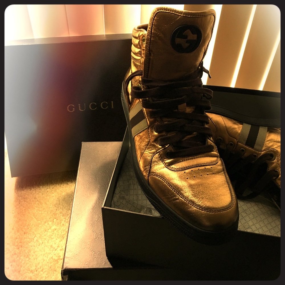 Gucci shoe