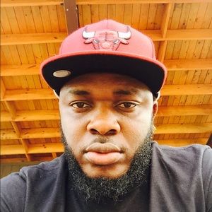 Meet your Posher, Babatunde