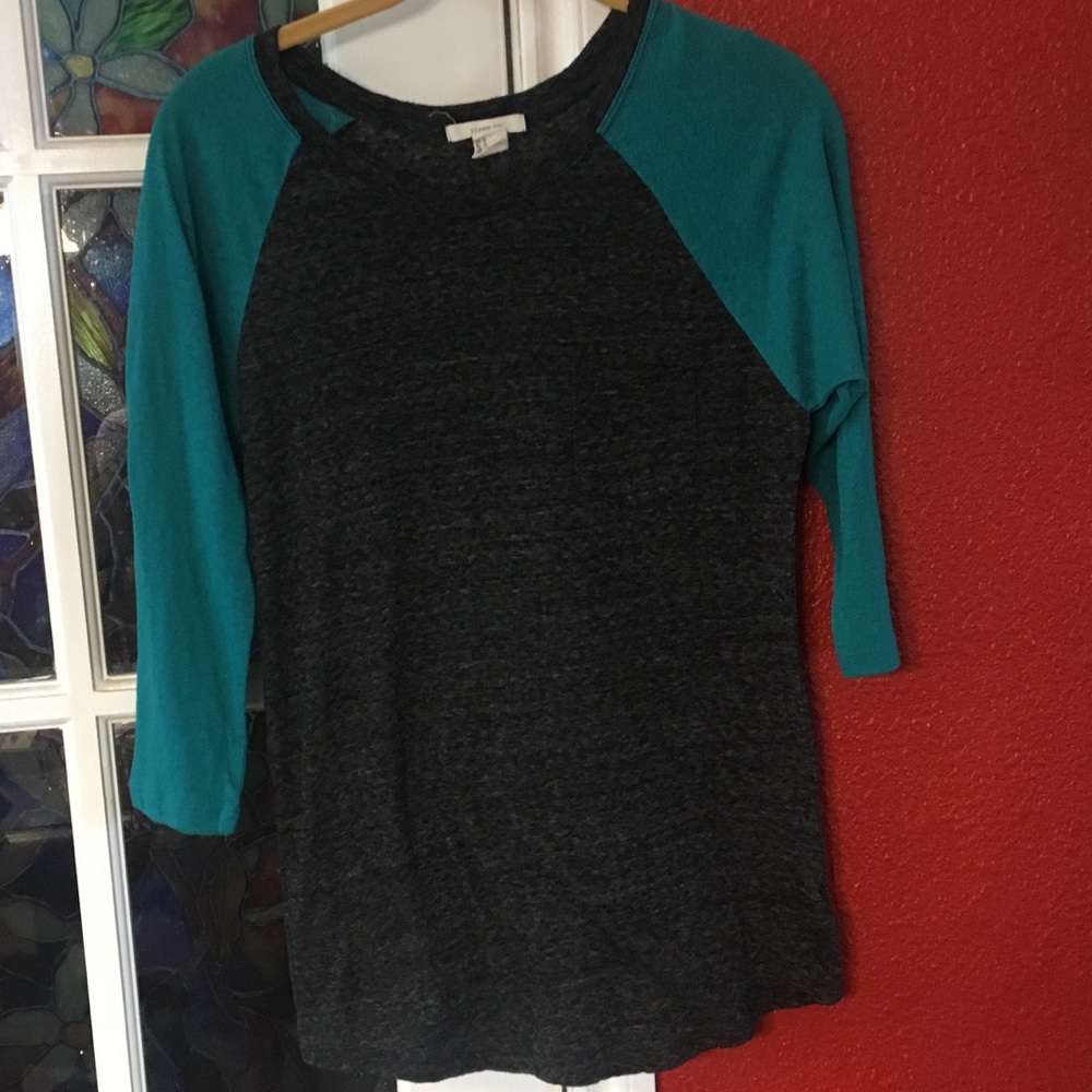 Baseball tee