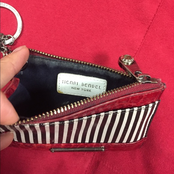 Henri Bendel coin purse - Picture 2 of 2