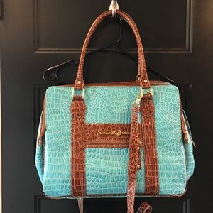 Samantha brown travel bag