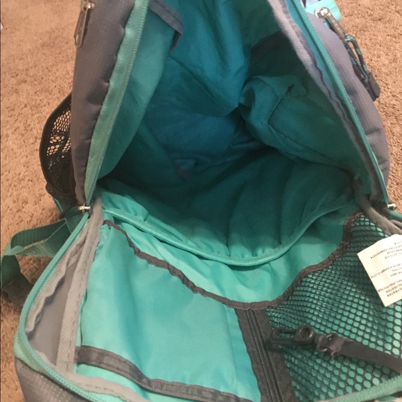 Backpack - Picture 3 of 6