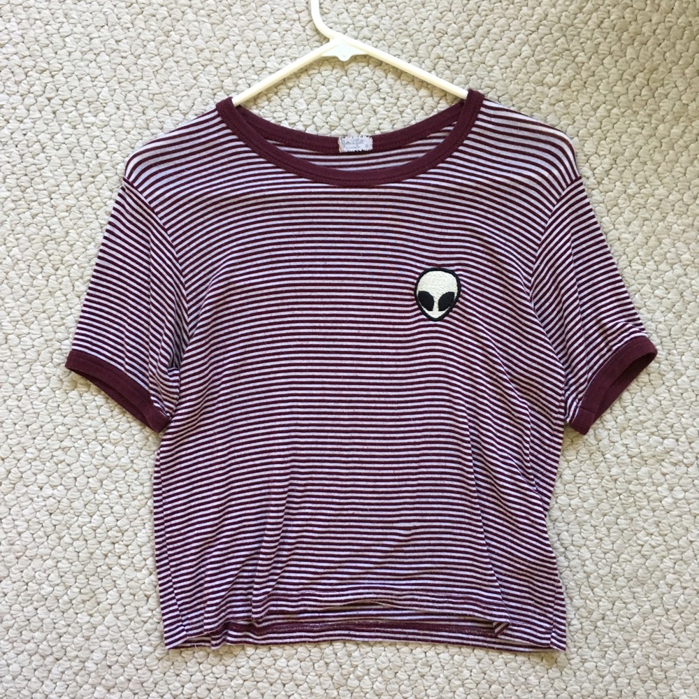 Brandy Melville alien stripe red top 👽