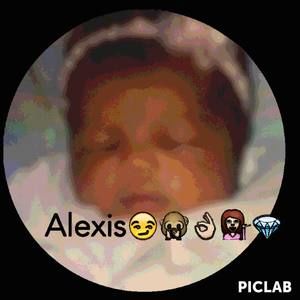 Meet your Posher, Alexis