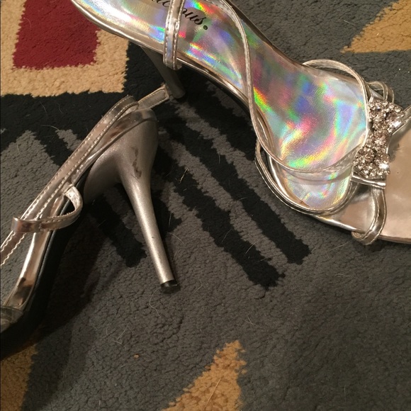 PROM/PAGEANT SHOES SIZE 7 - Picture 1 of 3