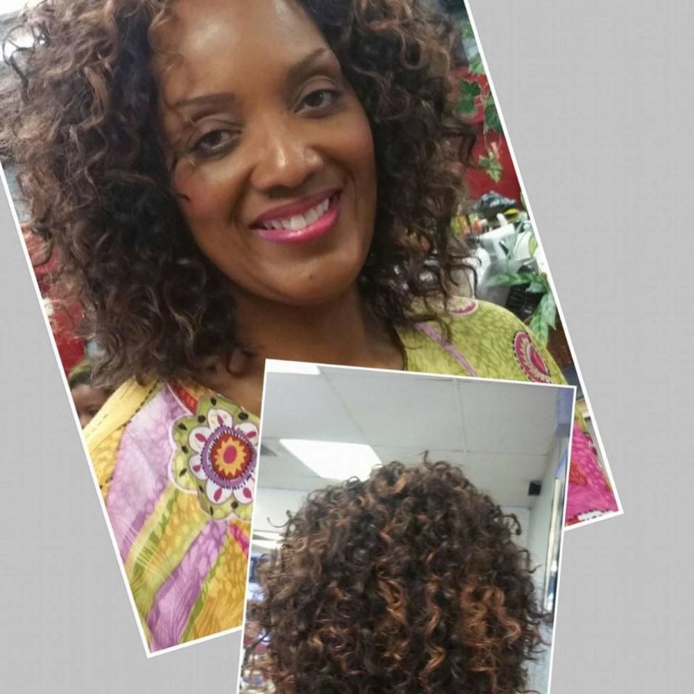 Meet your Posher, Gina